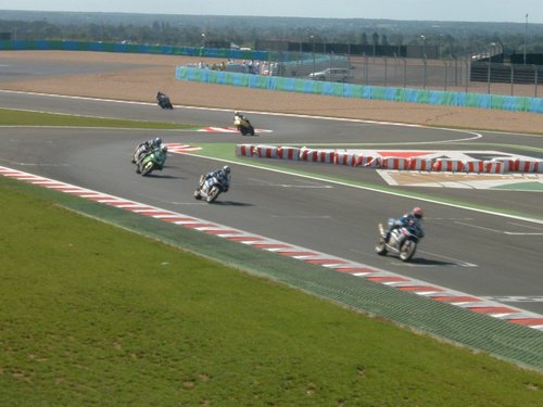 victoire-de-suzuki-suzuki-et-KAWAZAKI.JPG